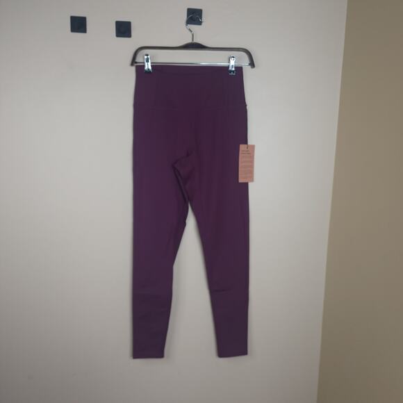 Girlfriend Collective Compressive High-Rise Legging in Plum Size M - Picture 1 of 8